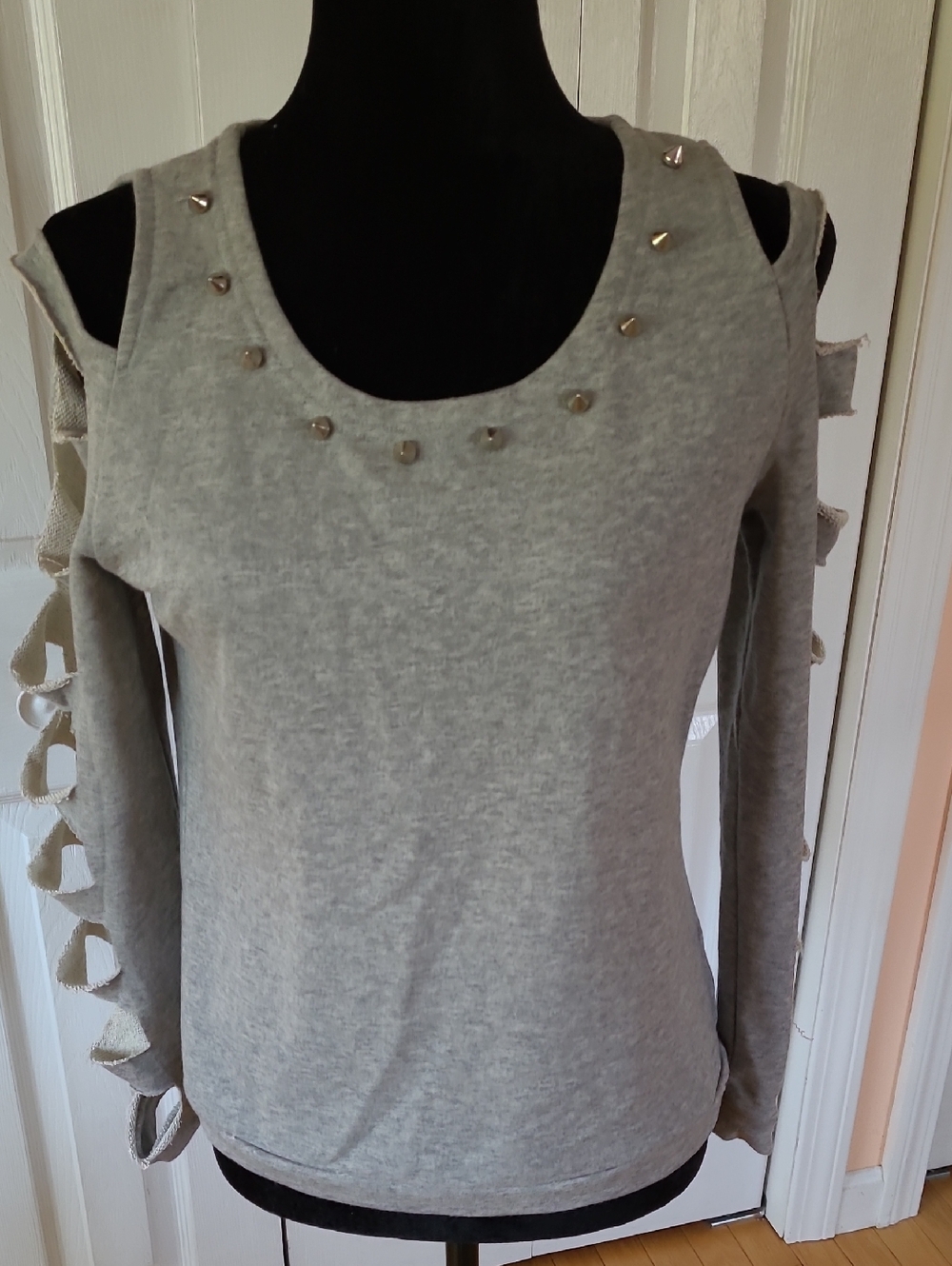 Forever 21 Gray Cold-Shoulder Studded Sweatshirt